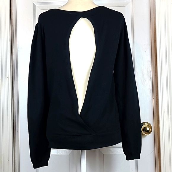 Studio Y Split Cut Out Back Sweater - Picture 4 of 9